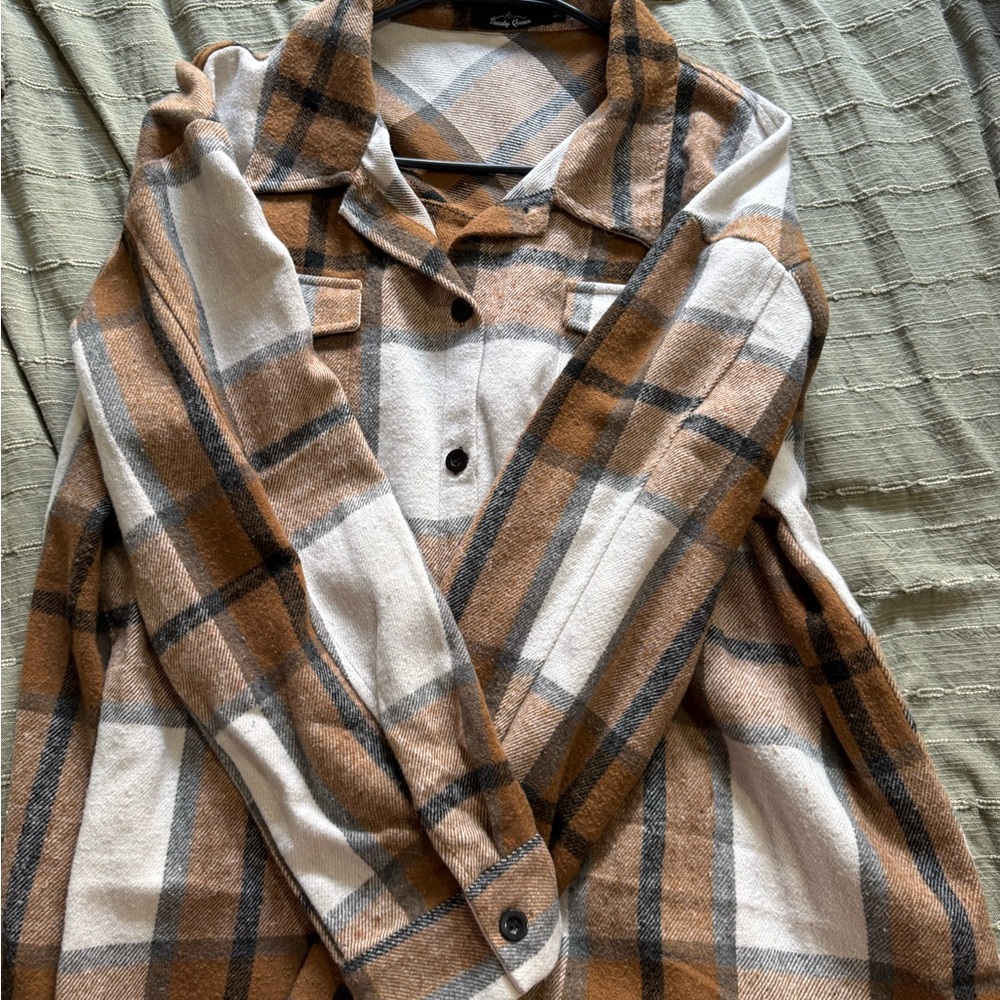 Plaid Button-Up Women's Jacket